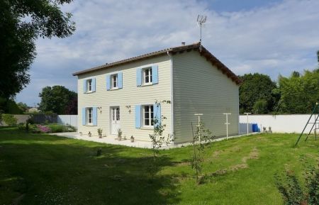 G&icirc;te n&deg;17G51030 Saint-Loup - Charente-Maritime - photo