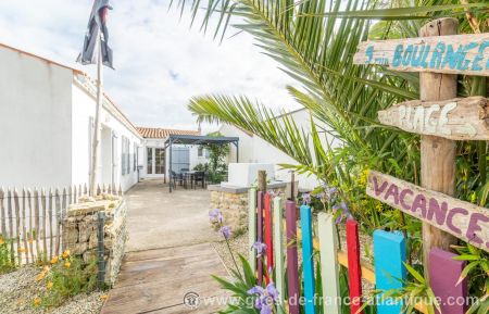 G&icirc;te n&deg;17G64329 Saint-Georges-d'Ol&eacute;ron - Charente-Maritime - photo