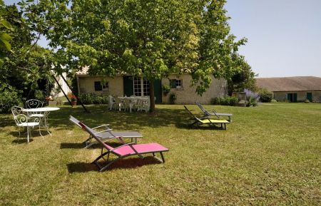 G&icirc;te n&deg;17G93012 Semoussac - Charente-Maritime - photo