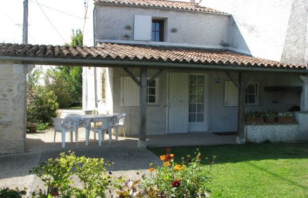 G&icirc;te n&deg;17G35120 Saint-Pierre-La-Noue - Charente-Maritime - photo