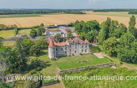 G&icirc;te n&deg;17G51050 Saint-Savinien - Charente-Maritime - photo