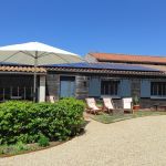 Terrasse et cour privatives