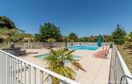 G&icirc;te n&deg;17G72253 Saint-Simon-de-Pellouaille - Charente-Maritime - photo