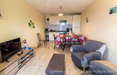 G&icirc;te n&deg;17G93237 Jonzac - Charente-Maritime - photo