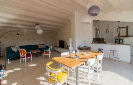 G&icirc;te n&deg;17G64282 Saint-Pierre-d'Ol&eacute;ron - Charente-Maritime - Salon - S&eacute;jour - Cuisine