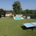 jardin avec piscine