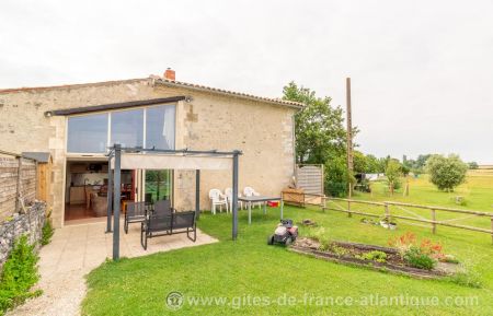 G&icirc;te n&deg;17G84271 Barzan - Charente-Maritime - photo