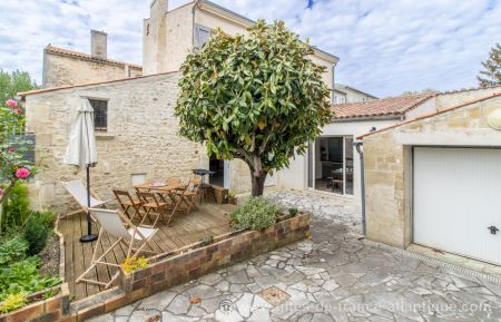 G&icirc;te n&deg;17G51160 Saint-Savinien - Charente-Maritime - photo