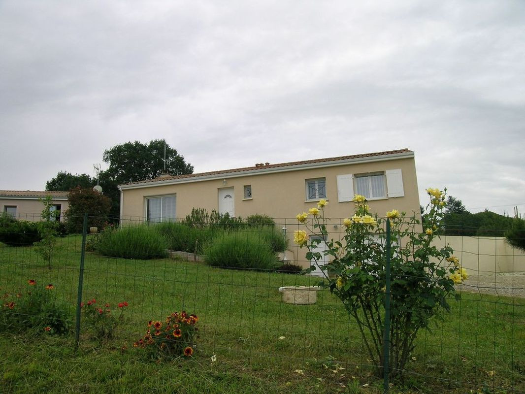 photo 0