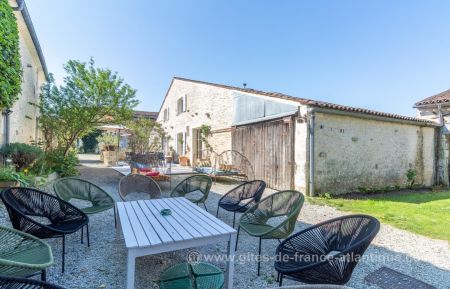 G&icirc;te n&deg;17G450809 Cabariot - Charente-Maritime - photo