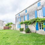 gite - LES ROSES ANCIENNES - LES EGLISES D'ARGENTEUIL - Charente-Maritime