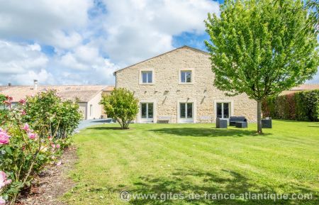 G&icirc;te n&deg;17G35027 Chambon - Charente-Maritime - photo