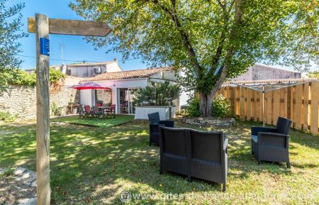 G&icirc;te n&deg;17G64330 Le Ch&acirc;teau-d'Ol&eacute;ron - Charente-Maritime - photo