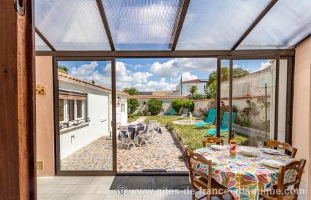 G&icirc;te n&deg;17G26068 La Rochelle - Charente-Maritime - photo