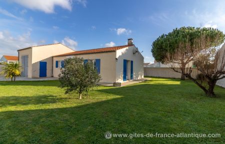G&icirc;te n&deg;17G64121 Saint-Pierre-d'Ol&eacute;ron - Charente-Maritime - photo
