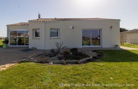 G&icirc;te n&deg;17G84069 Arces - Charente-Maritime - photo