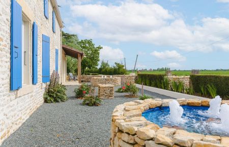 G&icirc;te n&deg;17G361279 Marans - Charente-Maritime - GITES LES 2 FONTAINES 