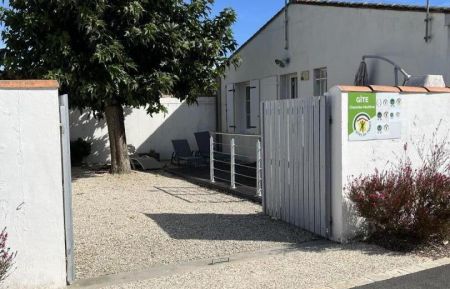 G&icirc;te n&deg;17G16026 Sainte-Marie-de-R&eacute; - Charente-Maritime - photo