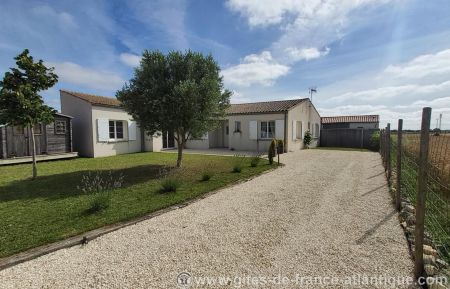 G&icirc;te n&deg;17G26013 Dompierre-sur-Mer - Charente-Maritime - photo