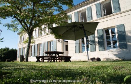 G&icirc;te n&deg;17G84310 Chenac-Saint-Seurin-d'Uzet - Charente-Maritime - photo
