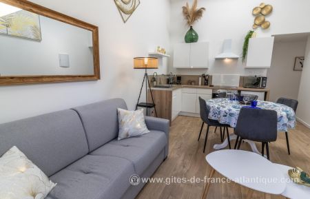 G&icirc;te n&deg;17G45186 &Eacute;chillais - Charente-Maritime - photo