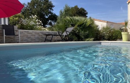 Chambre d'h&ocirc;tes n&deg;17G6404 Saint-Pierre-d'Ol&eacute;ron - Charente-Maritime - Ext&eacute;rieur c&ocirc;t&eacute; piscine
