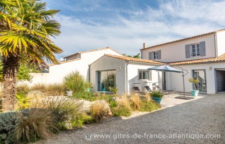 G&icirc;te n&deg;17G16210 La Flotte - Charente-Maritime - photo