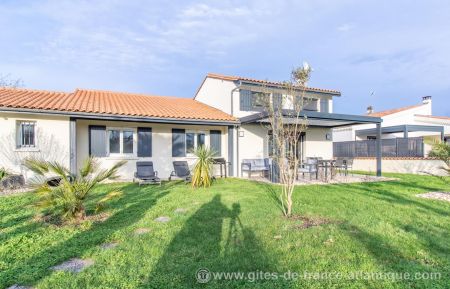 G&icirc;te n&deg;17G84292 Saujon - Charente-Maritime - photo